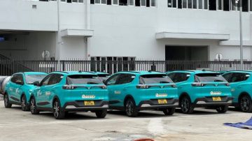 Dàn xe taxi điện VinFast xuất hiện tại TP.HCM
