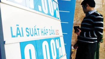 Lãi suất tiết kiệm giảm nhanh đến bất ngờ, mốc 8% chính thức biến mất tại kỳ hạn 12 tháng