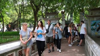 Chỉ 5% du khách trở lại, Việt Nam cần làm gì?