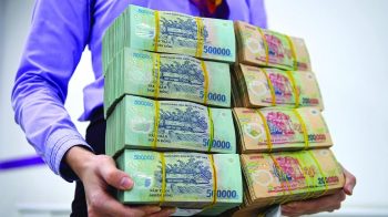 Sôi động “chào hàng” sản phẩm huy động vốn