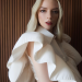 Vừa diện CONG TRI, Anya Taylor-Joy được Vogue khen ngợi vì sự “kịch tính” trong lối phục sức