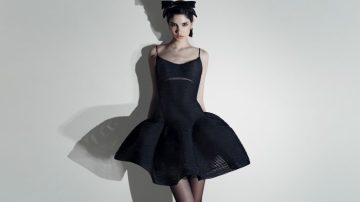 CONG TRI Tôn Vinh Vẻ Đẹp Lụa Lãnh Mỹ A Trong Bộ Sưu Tập Mới