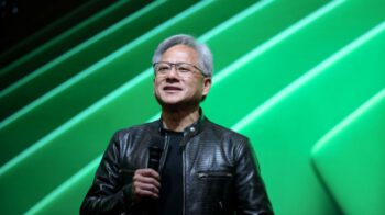 Lần đầu tiên trong lịch sử, thế giới có công ty đạt vốn hóa 4.000 tỷ USD, tăng 3.000 tỷ USD vốn hóa chỉ trong 2 năm