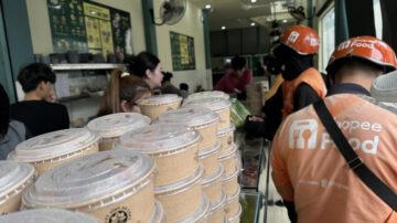 Giằng co trên thị trường giao đồ ăn