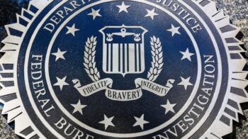 FBI cảnh báo nóng người dùng iPhone và Android toàn cầu