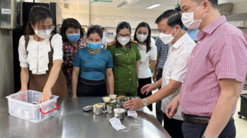 quản lý thực phẩm bẩn