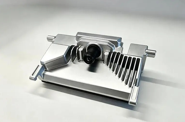 Axera và Aptiv đưa công nghệ hỗ trợ người lái sử dụng M57 lên các mẫu xe xuất sang Châu Âu